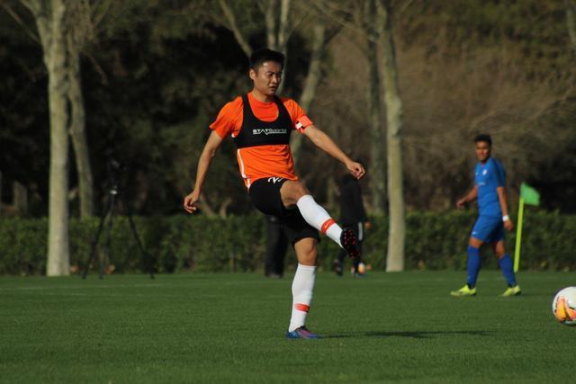 穆雷37分掘金大胜爵士 艾顿30+19开拓者胜猛龙