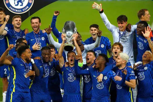 骑士擒公牛开季12连胜 文班34+12马刺大胜国王