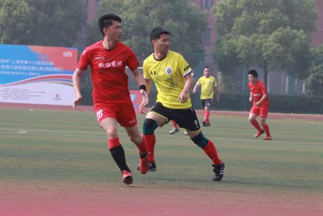 高诗岩19分山东胜浙江 胡金秋22分广厦胜宁波